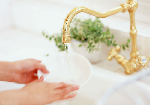 家务运动减肥方法,居家瘦身很轻松 - 健网