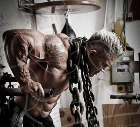 无器械胸肌锻炼方法 - 健网