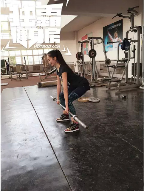 健身女神的秘密动作,身材好的女生都在练! - 健